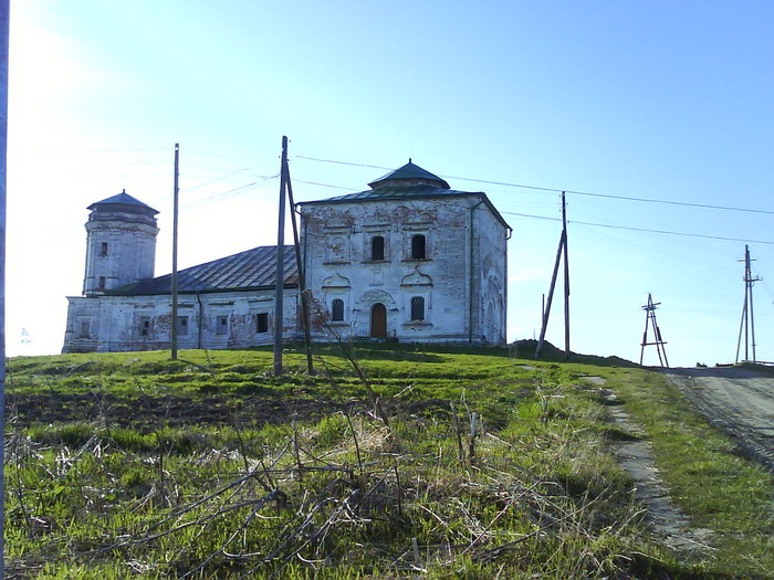 Церковь Дмитрия Солунского Ломоносово